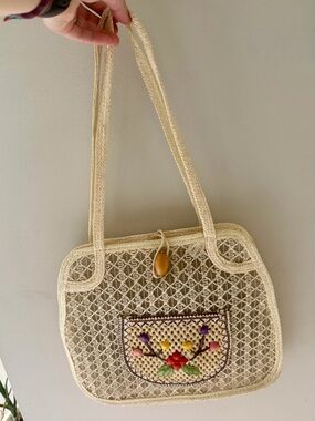 Handwoven Cream Floral Embroidered Shoulder Bag